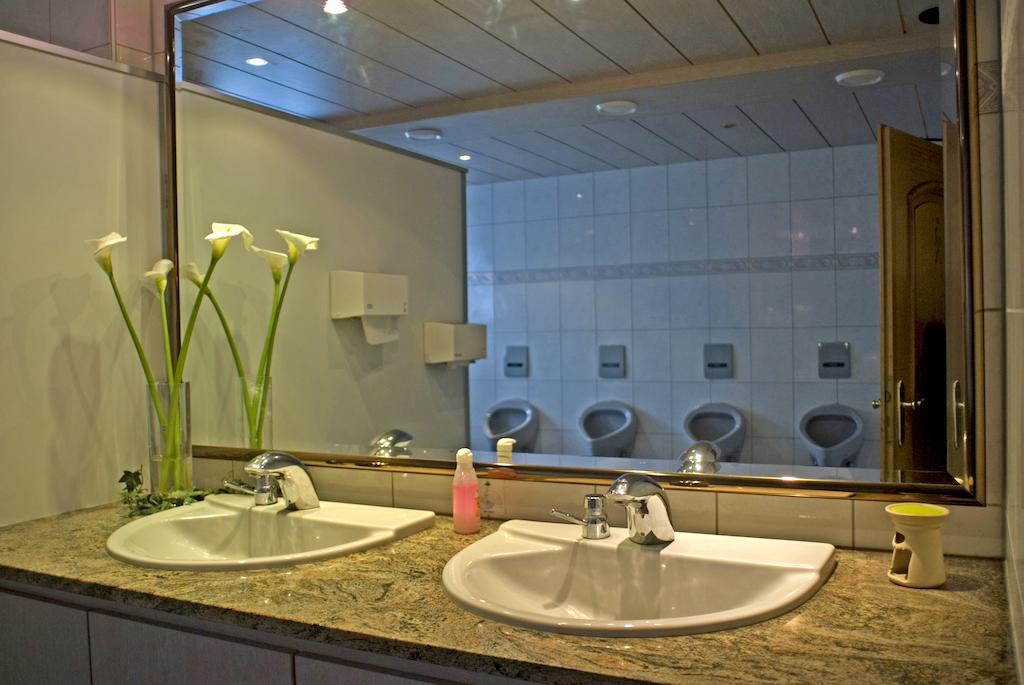 Hotel Zum Fischerwirt Baindlkirch Chambre photo