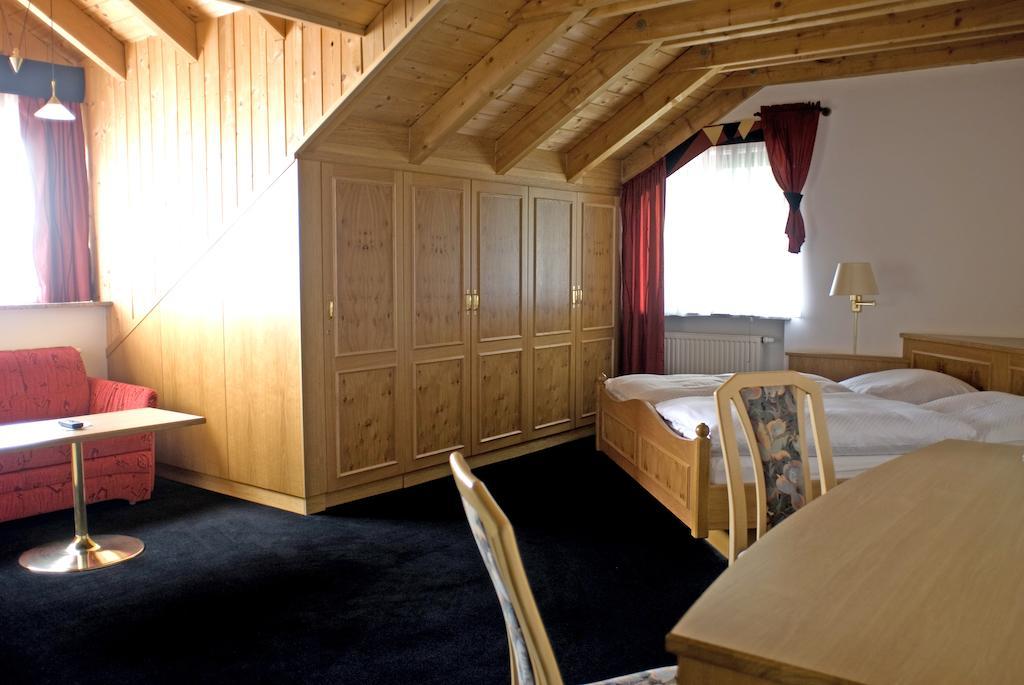 Hotel Zum Fischerwirt Baindlkirch Chambre photo